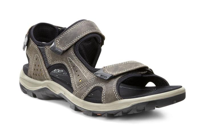 Ecco Men's Cheja Sandals Size 9/9.5