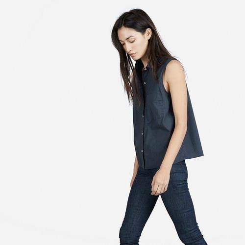 Everlane The Sleeveless - Navy Poplin