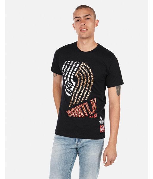 Express Mens Portland Trail Blazers Nba Crew Neck Graphic Tee