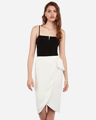 Express Womens Crop V-wire Top