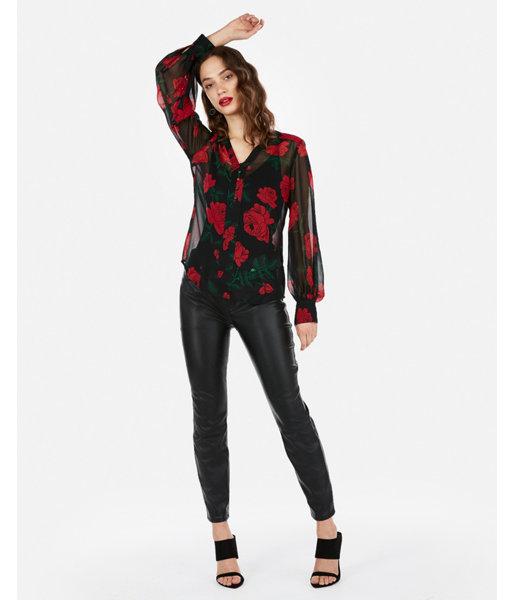 Express Womens Rose Print Button Front Chelsea Popover