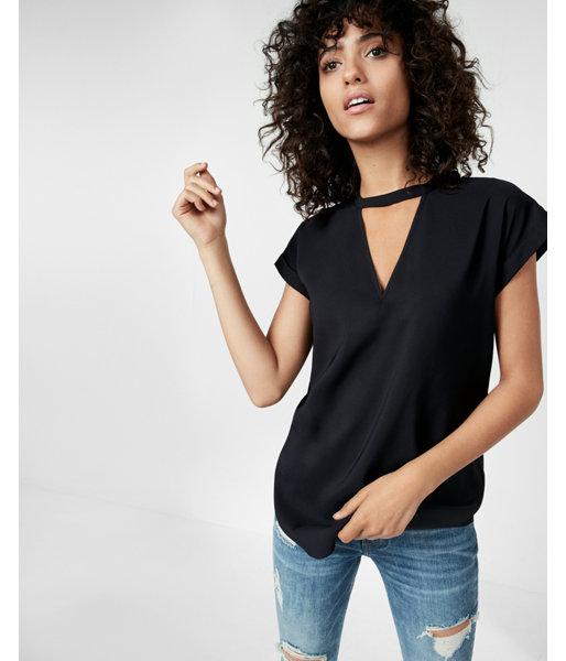 Express Choker Neck Rolled