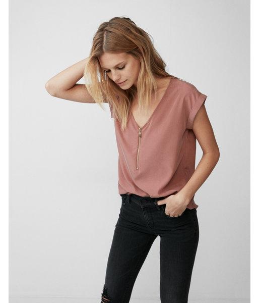 Express Womens Sandwashed Rolled Sleeve V-neck Zip Top