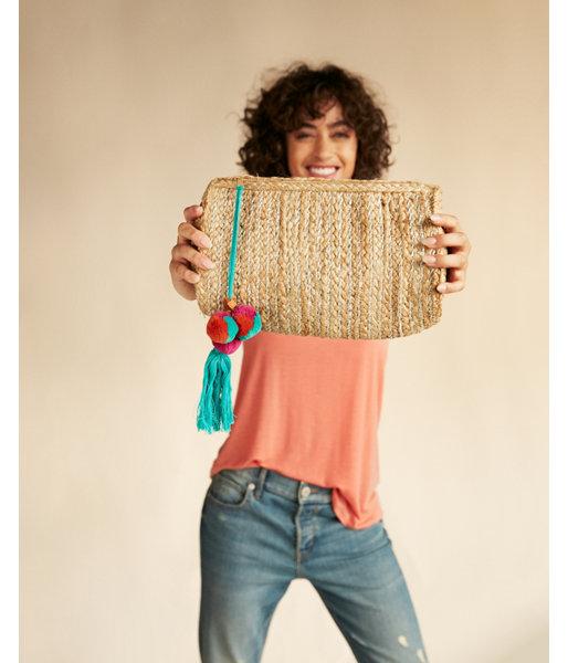 Express Womens Shiraleah Veronica Woven Clutch