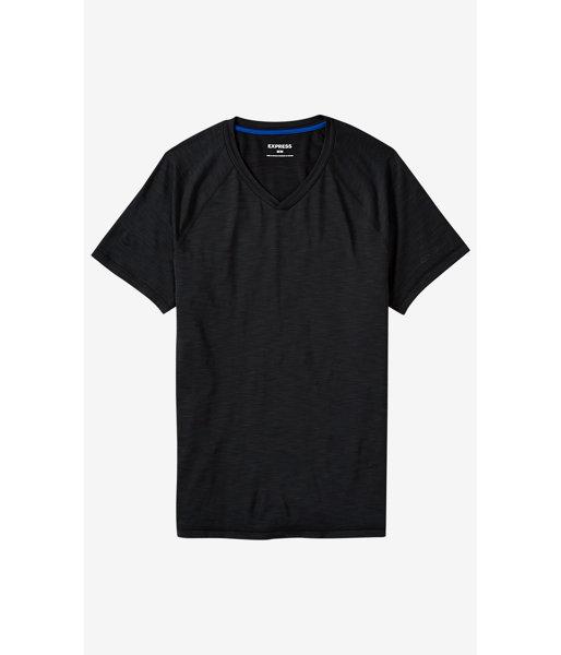 Express Men's Tees V-neck Raglan Sleeve Express Tech Textured T-shirt