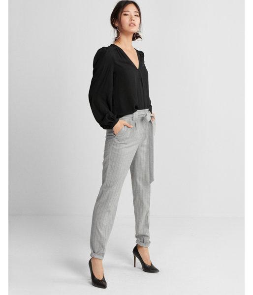 Express Puff Sleeve Button V-neck Blouse