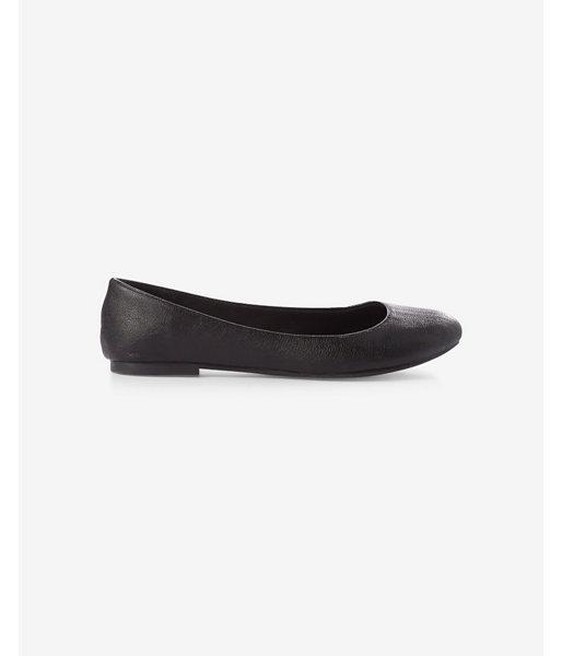 Express Rounded Toe Flat