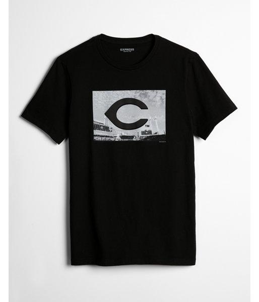 Express Mens Cincinnati Reds Black Graphic Tee