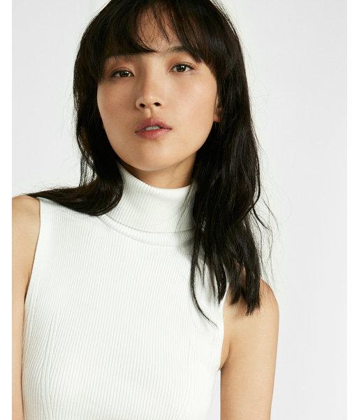 Express Womens Fitted Ribbed Sleeveless Turtleneck
