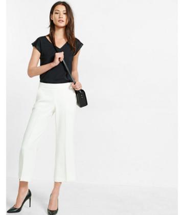 Express Womens Silky V-neck Gramercy Tee