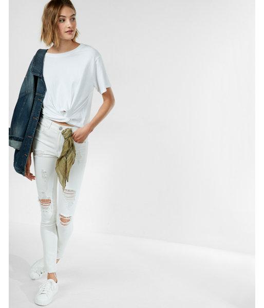 Express Twist Front Short