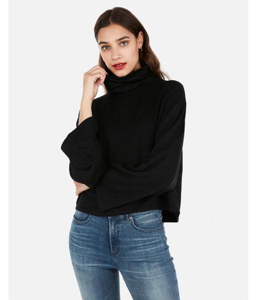 Express Womens Express One Eleven Cropped Flared Sleeve