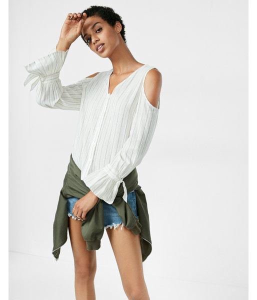Express Cold Shoulder Tie