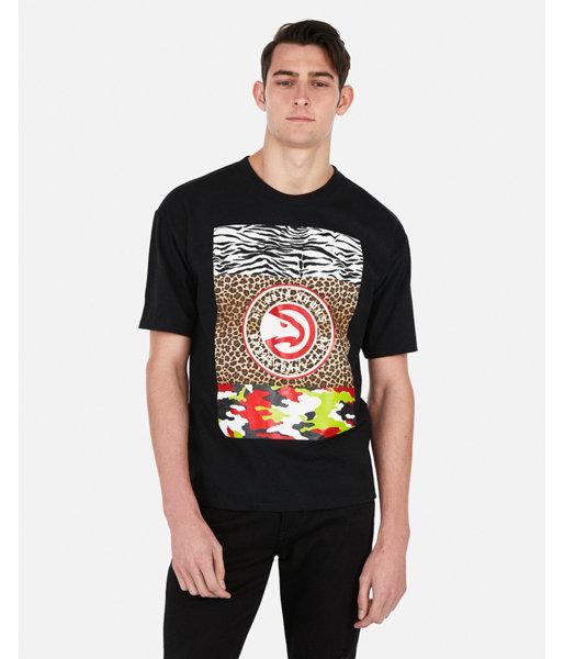 Express Mens Atlanta Hawks Nba Heavyweight Graphic Tee