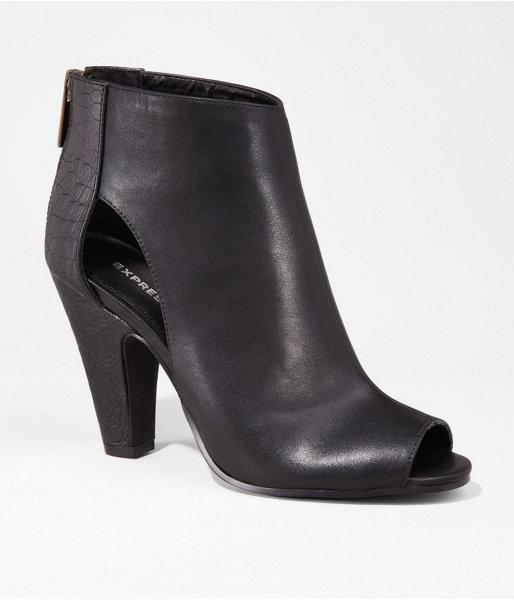 Womens Open Toe Side Cut-out Heeled Bootie Black 6