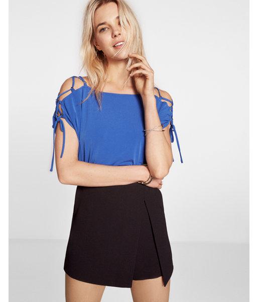 Express Lattice Shoulder Dolman
