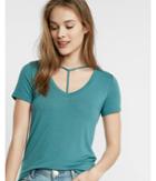 Express V-neck Choker