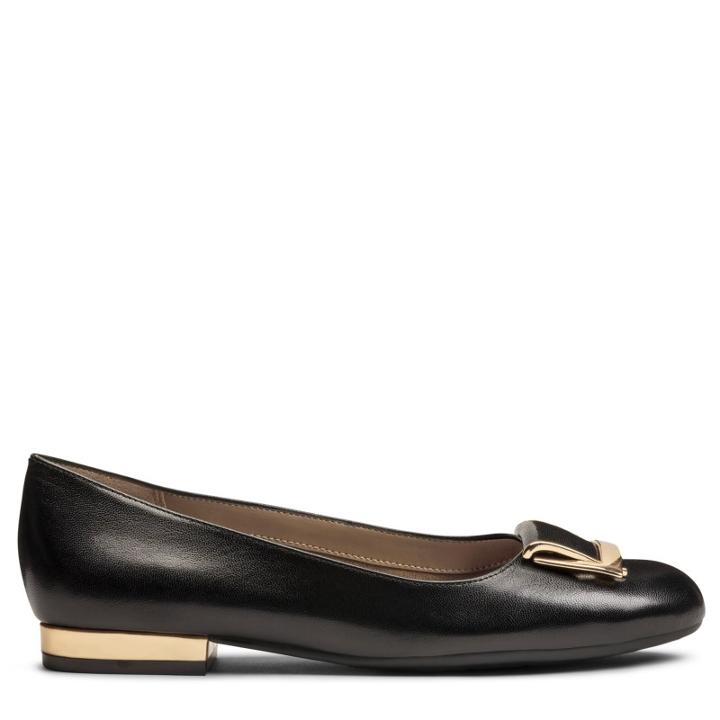 Aerosoles Women's Good Times Medium/wide Flat Shoes 
