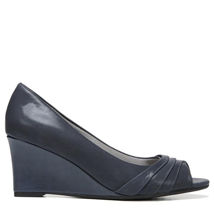 Lifestride Women's React Medium/wide Memory Foam Wedge Shoes 