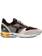 Mizuno Wave Sirius Sneakers - Brown