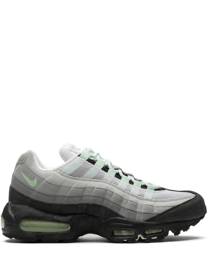 Nike Air Max '95 Sneakers - Grey