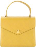 Chanel Vintage Cc Logo Handbag - Yellow