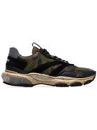 Valentino Camo Garavani Bounce Leather Low Top Sneakers - Green