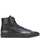 Common Projects Lace-up Hi-tops - Black