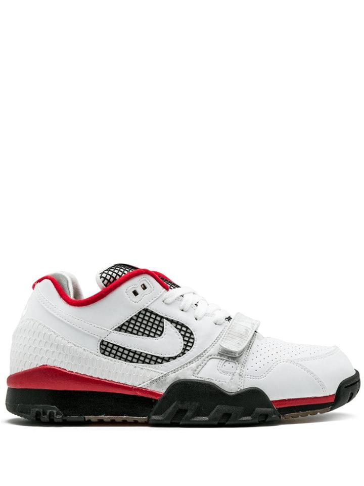 Nike Air Trainer 2 Sb Supreme Sneakers - White