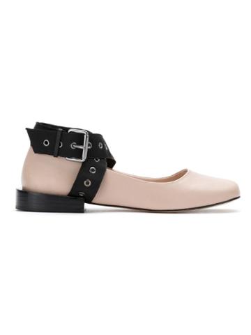 Uma Raquel Davidowicz - Neutrals
