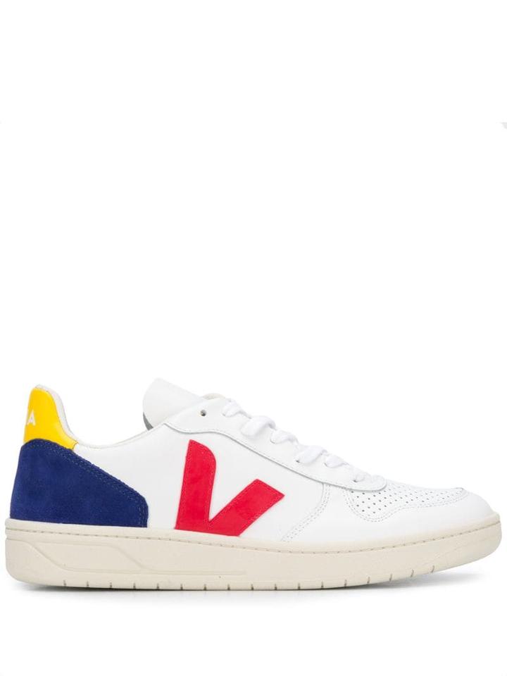 Veja Appliqué Logo Sneakers - White