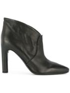 Del Carlo Pointed Toe Ankle Boots - Black