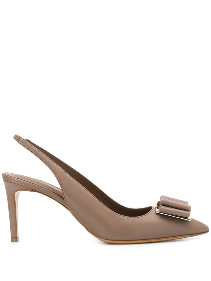 Salvatore Ferragamo Slimback Pumps - Neutrals