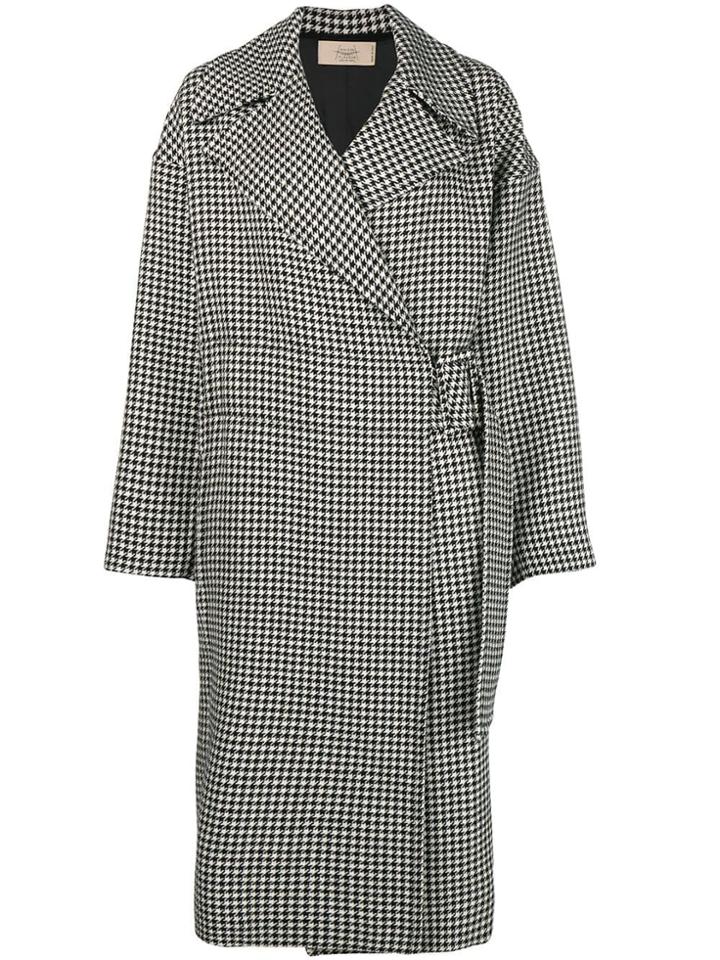 Maison Flaneur Belted Houndstooth Coat - Black