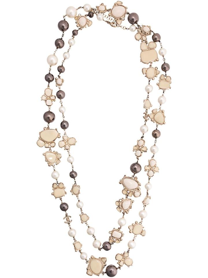 Chanel Vintage Cc Faux Pearl Necklace - Neutrals