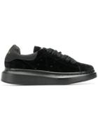 Invicta Classic Low-top Sneakers - Black