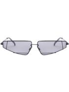 Fendi Eyewear Fendifiend Cat Eye Sunglasses - Black