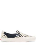 Vans Checkered Plimsoll Sneakers - White