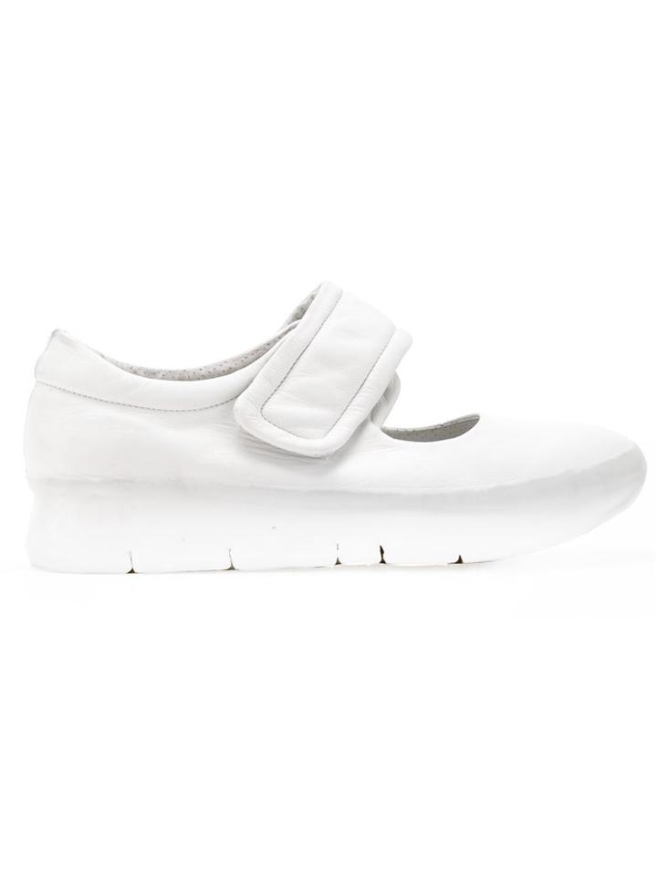 Oxs Rubber Soul Strap Fastening Sneakers