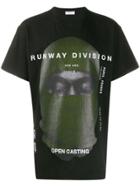 Ih Nom Uh Nit Printed 'runway Division' T-shirt - Black