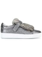 Moncler Victoire Sneakers - Grey