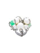 Chanel Vintage Cc Logo Imitation Pearl Ring - Metallic