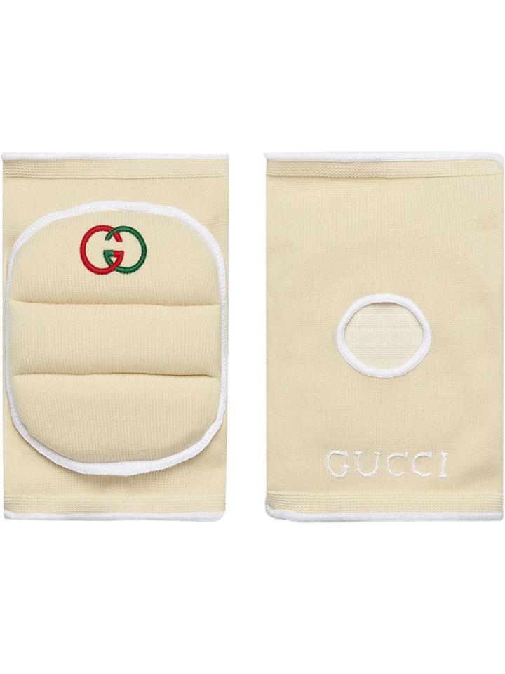 Gucci Embroidered Logo Kneepads - Neutrals