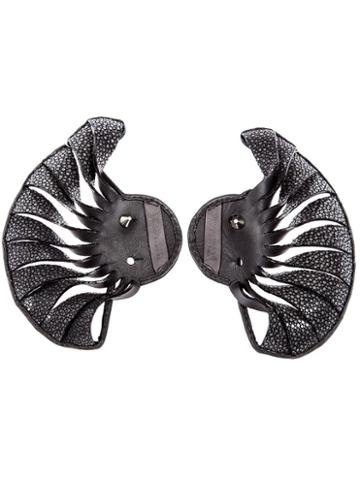 Thomasine Shell Cuff, Women's
