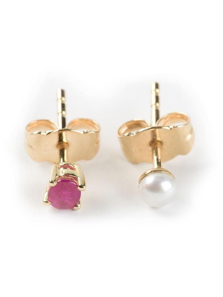 Wouters & Hendrix Gold 'pearl & Ruby' Set Of Earrings