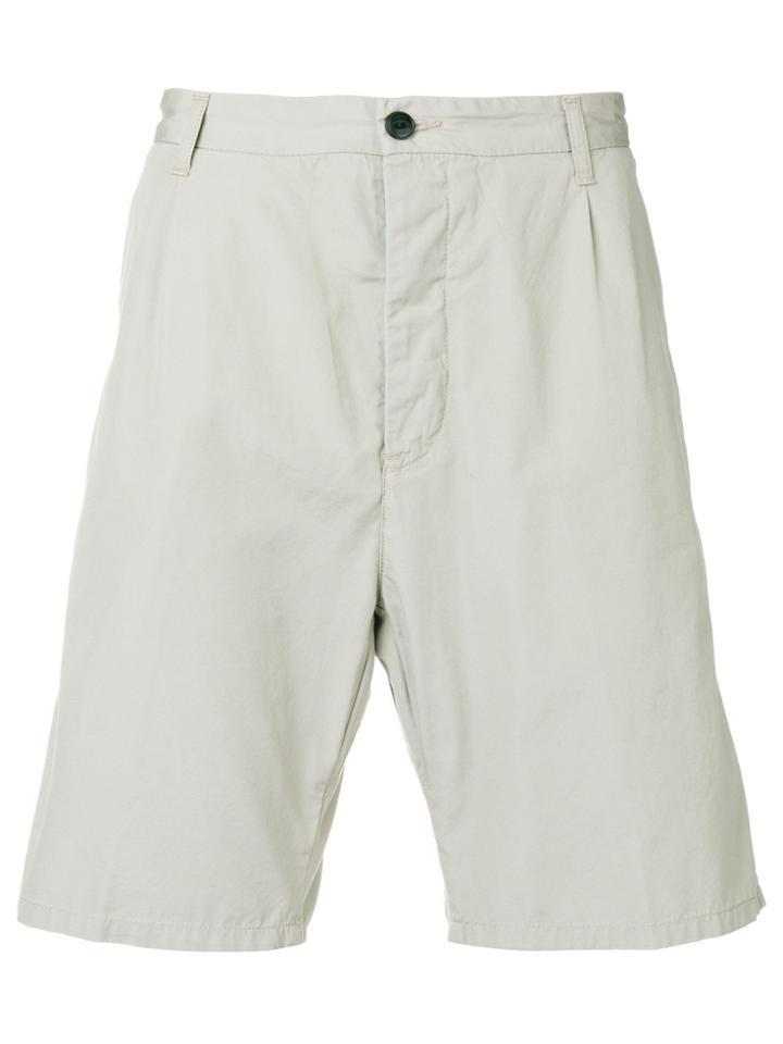 Carhartt Knee Length Chino Shorts - Brown