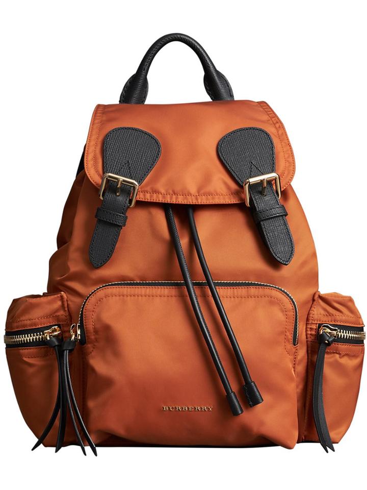 Burberry The Medium Rucksack In Technical Nylon And Leather - Yellow &
