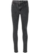 Levi's Mid Rise Skinny Jeans - Grey