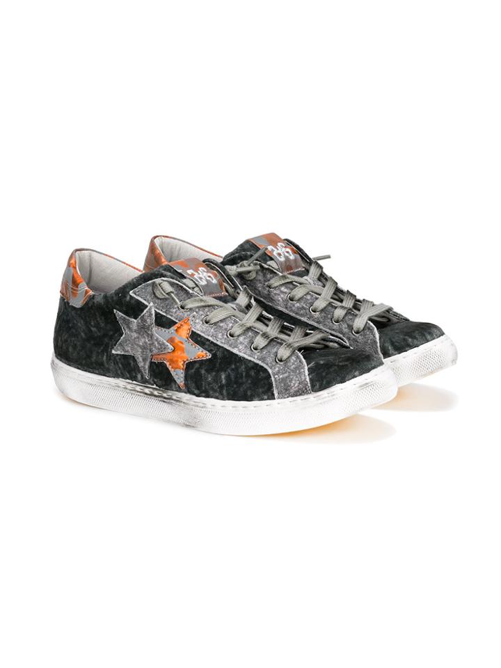 2 Star Kids Star Patch Sneakers - Grey