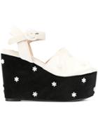 Tu Es Mon Trésor Flower Bead Platform Sandals - Black